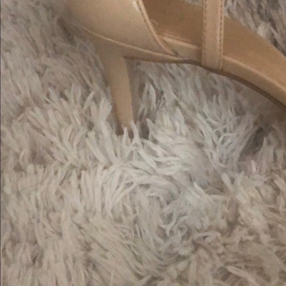 Nude High Heels Michael Kors - Picture 2 of 3